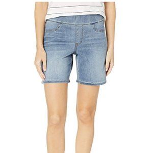 Women's Pull-on Shorts with Roll Cuff